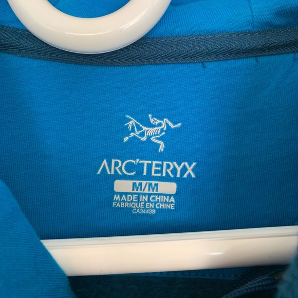 Arcteryx hoodie - Picture 3 of 4